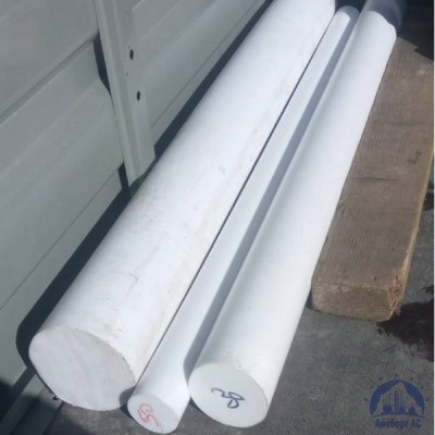 Капролоновый стержень