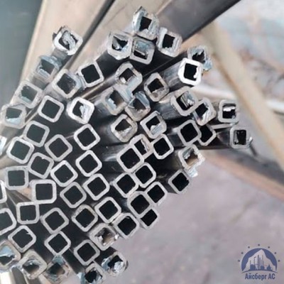 Труба нержавеющая квадратная 10х10х1 мм зеркальная AISI 304 DIN 2395 купить в Актобе