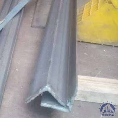 Уголок стальной равнополочный 200х200х25 мм 09Г2С ГОСТ 8509-93 купить в Актобе