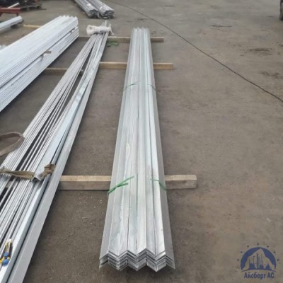 Уголок оцинкованный 140х140х10 мм ГОСТ 9.307-89 купить в Актобе