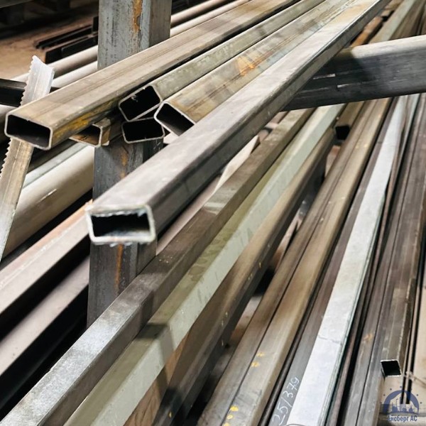 Труба профильная 15х15х1 мм ст 20